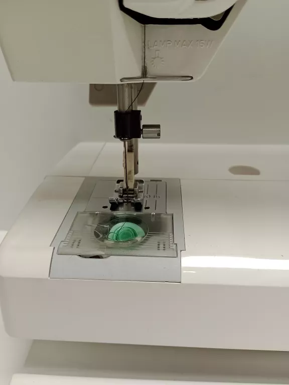 MASZYNA DO SZYCIA HUSQVARNA SEW EASY 320