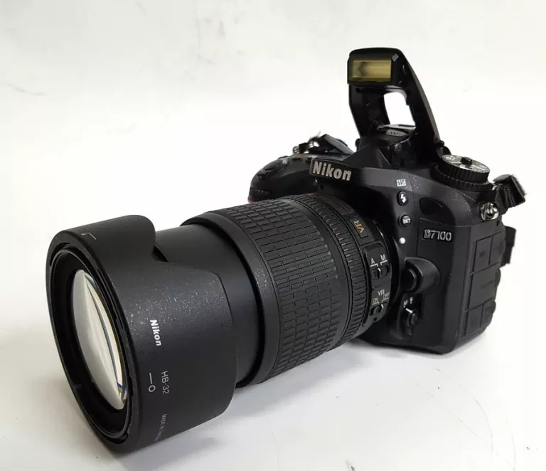 lustrzanka-nikon-d7100-obiektyw-18-105-vr-kit-marka-nikon