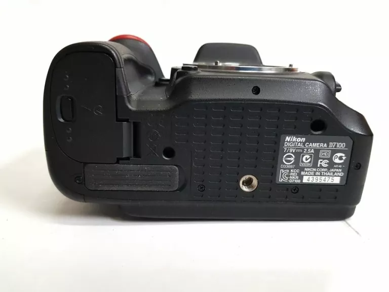 lustrzanka-nikon-d7100-obiektyw-18-105-vr-kit-kod-producenta-d7100