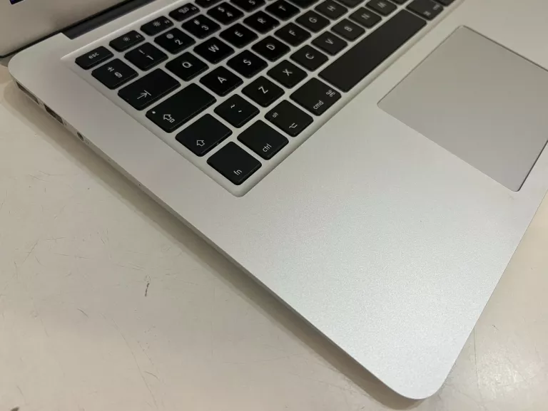 LAPTOP MACBOOK 13 2015 (8GB RAM/I5/128SSD)