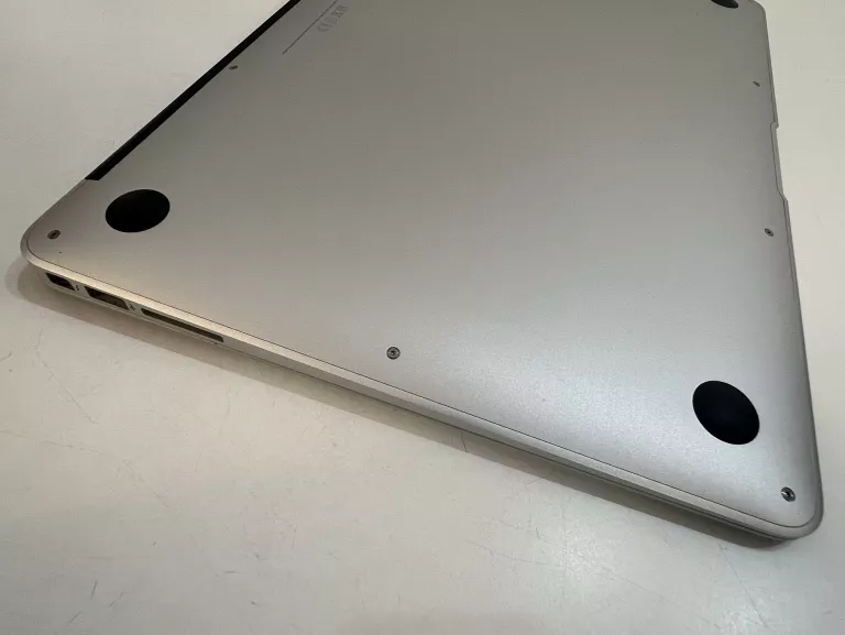 LAPTOP MACBOOK 13 2015 (8GB RAM/I5/128SSD)