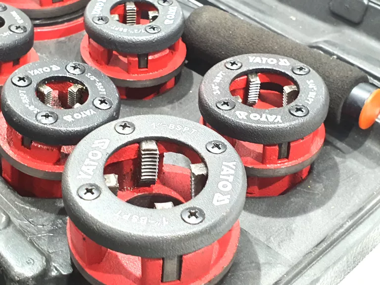 gwintownica-reczna-do-rur-14-54-yato-yt-2900-liczba-glowic-6