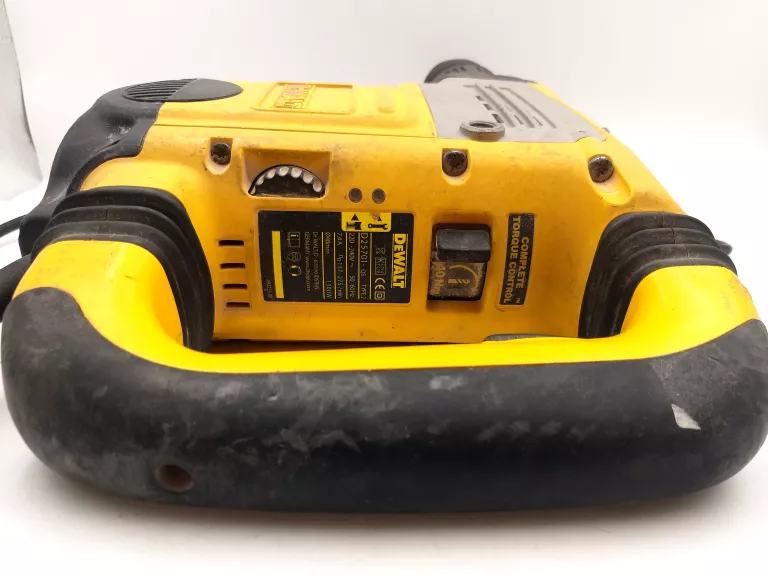 MŁOTOWIERTARKA DEWALT D25701 - QS 1300W