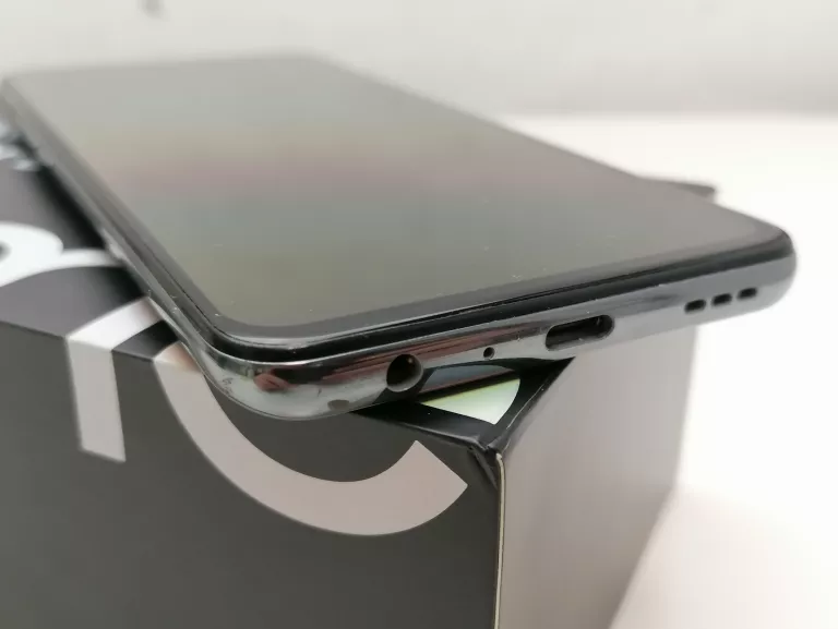 TELEFON REALME GT MASTER EDITION