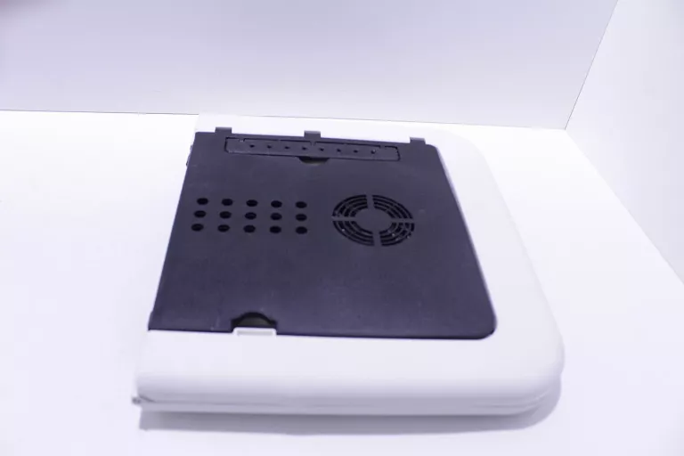 STOLIK POD LAPTOPA E-TABLE LD09