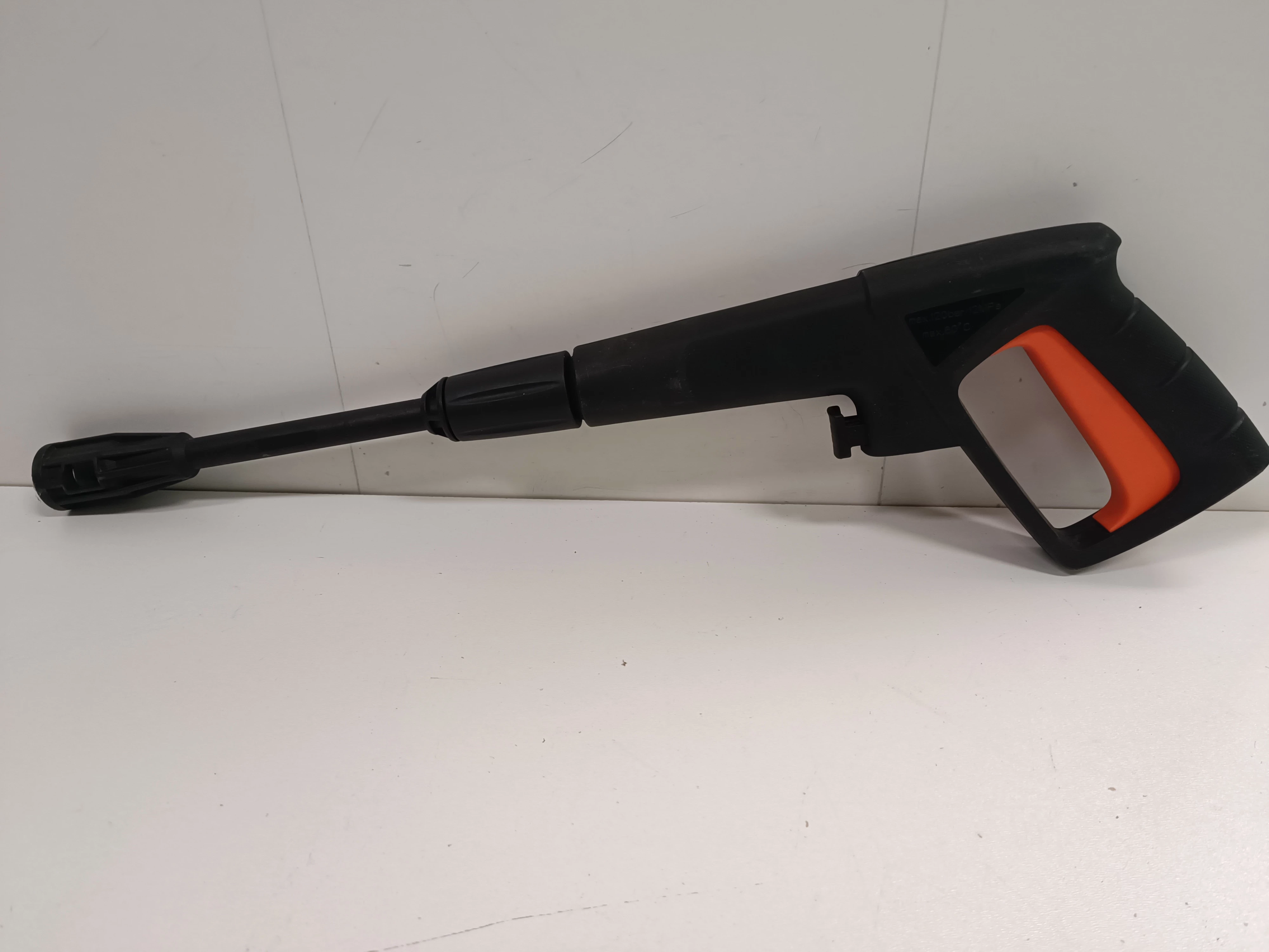 myjka-cisnieniowa-kanwod-1500w-120-bar-opis-napiecie-zasilania-230