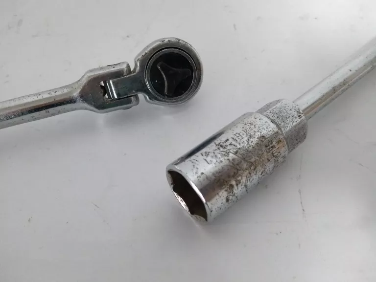 KLUCZ GRZECHOTKA Z PRZEDŁUŻKĄ 21MM 13/16