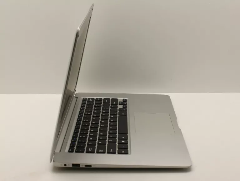 LAPTOP KIANO SLIMNOTE 14 INTEL ATOM 2 GB/32 GB