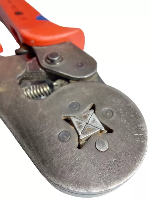 zaciskarka-knipex-975304-stan-uzywany