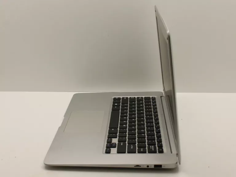 LAPTOP KIANO SLIMNOTE 14 INTEL ATOM 2 GB/32 GB