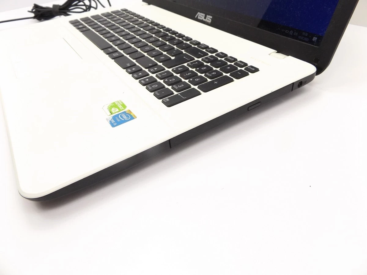 laptop-asus-k751l-1tb-4gb-22ghz-i5-5200u-920m-przekatna-ekranu-14