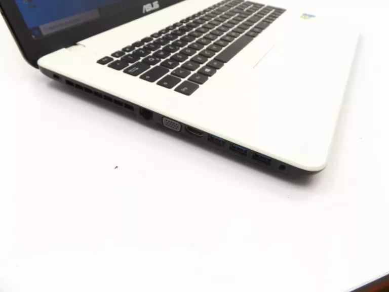 LAPTOP ASUS K751L 1TB 4GB 2,2GHZ I5-5200U 920M