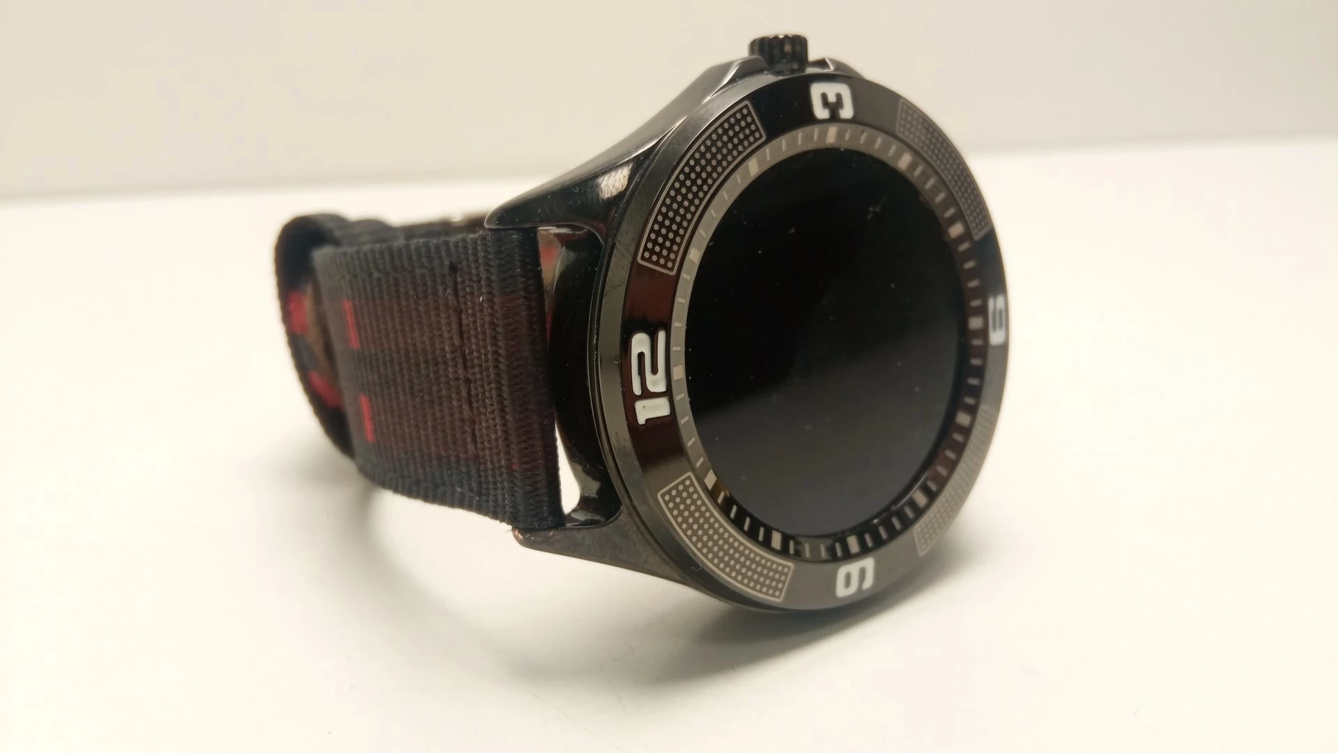 smartwatch-forever-sw-100-ean-gtin-5900495468871