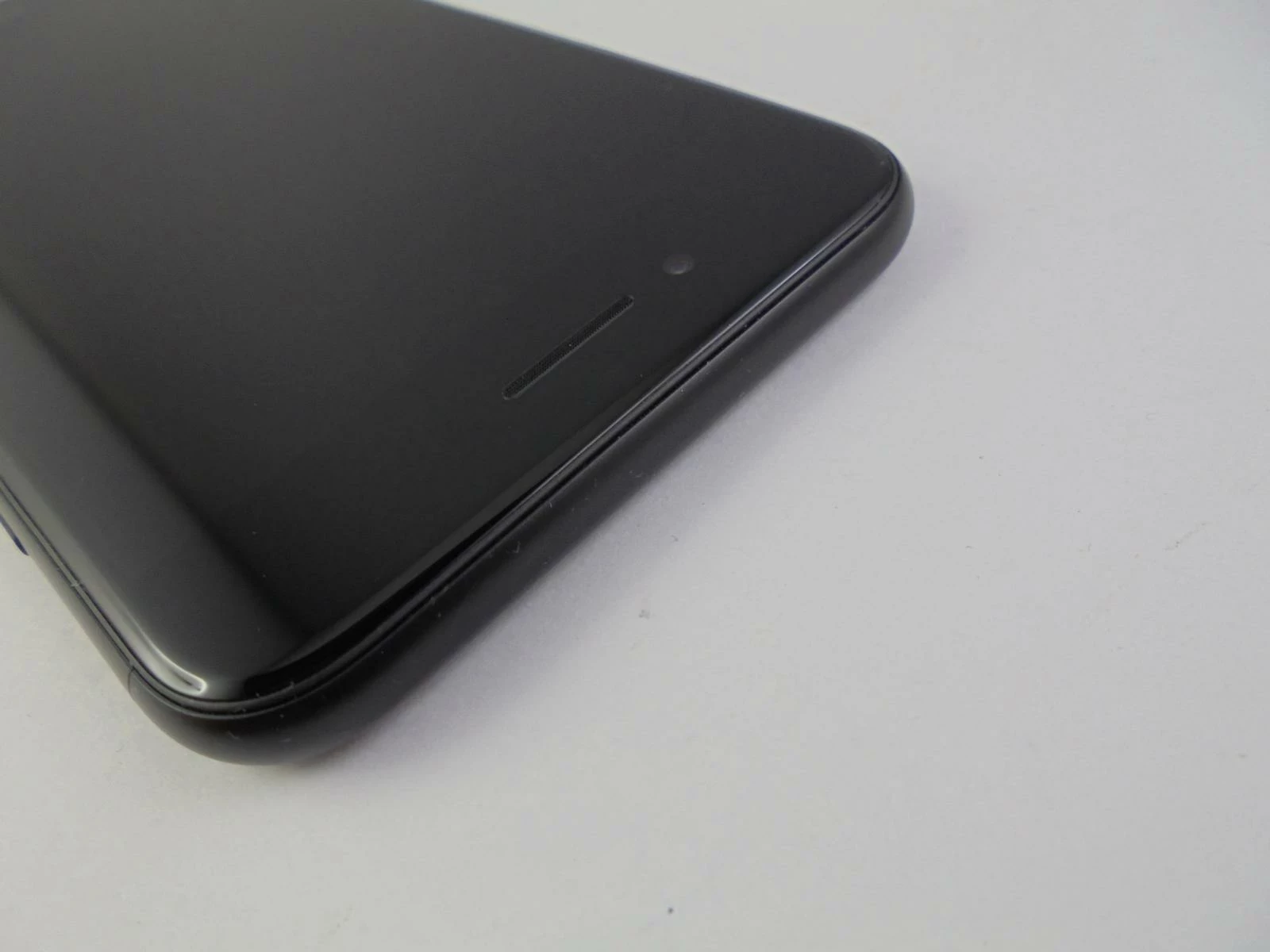 apple-iphone-se-2020-64gb-100-bat-idealny-kolor-czarny