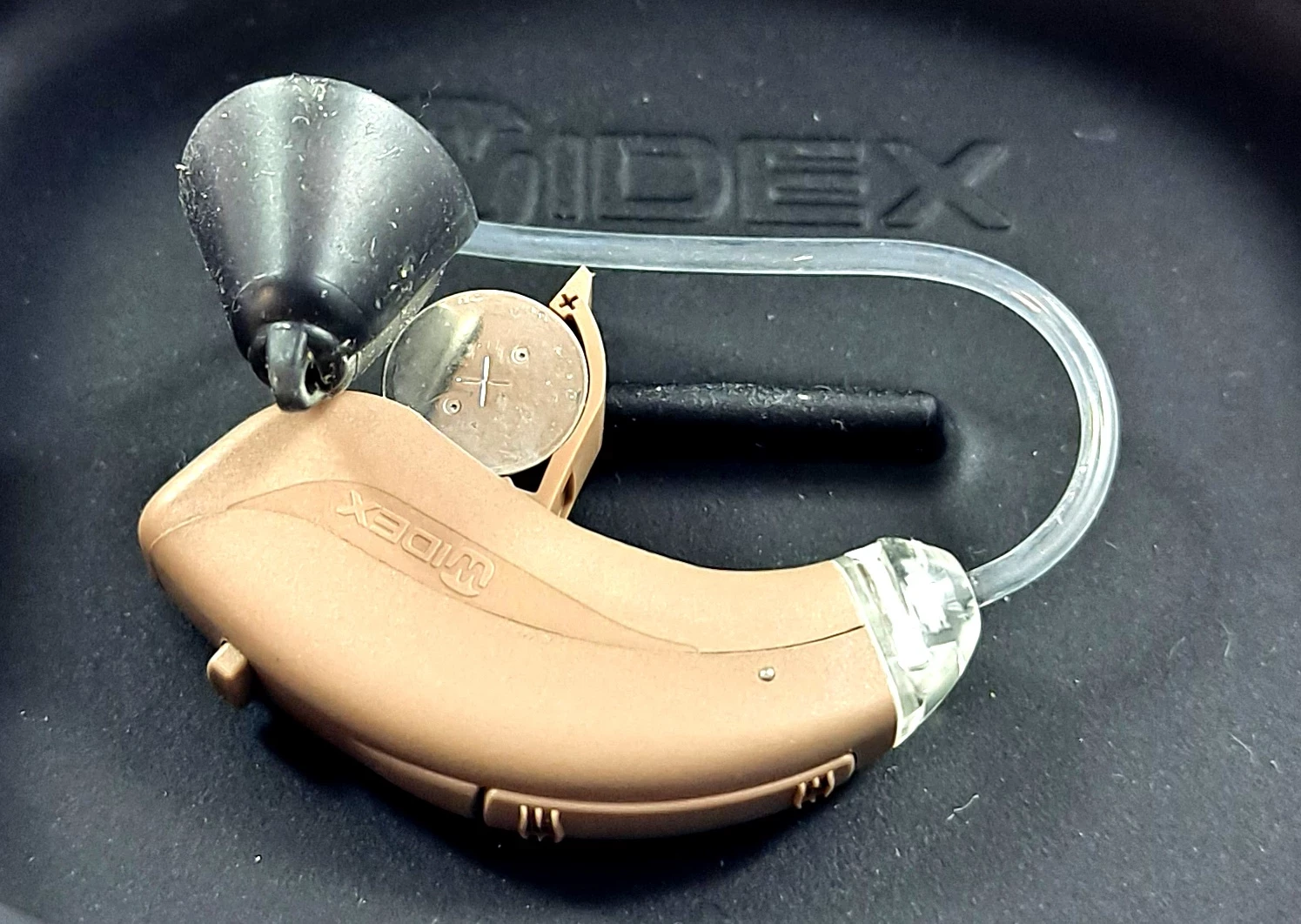 aparat-sluchowy-widex-enjoy-e-fm-rc-autumn-beide-typ-aparat-sluchowy