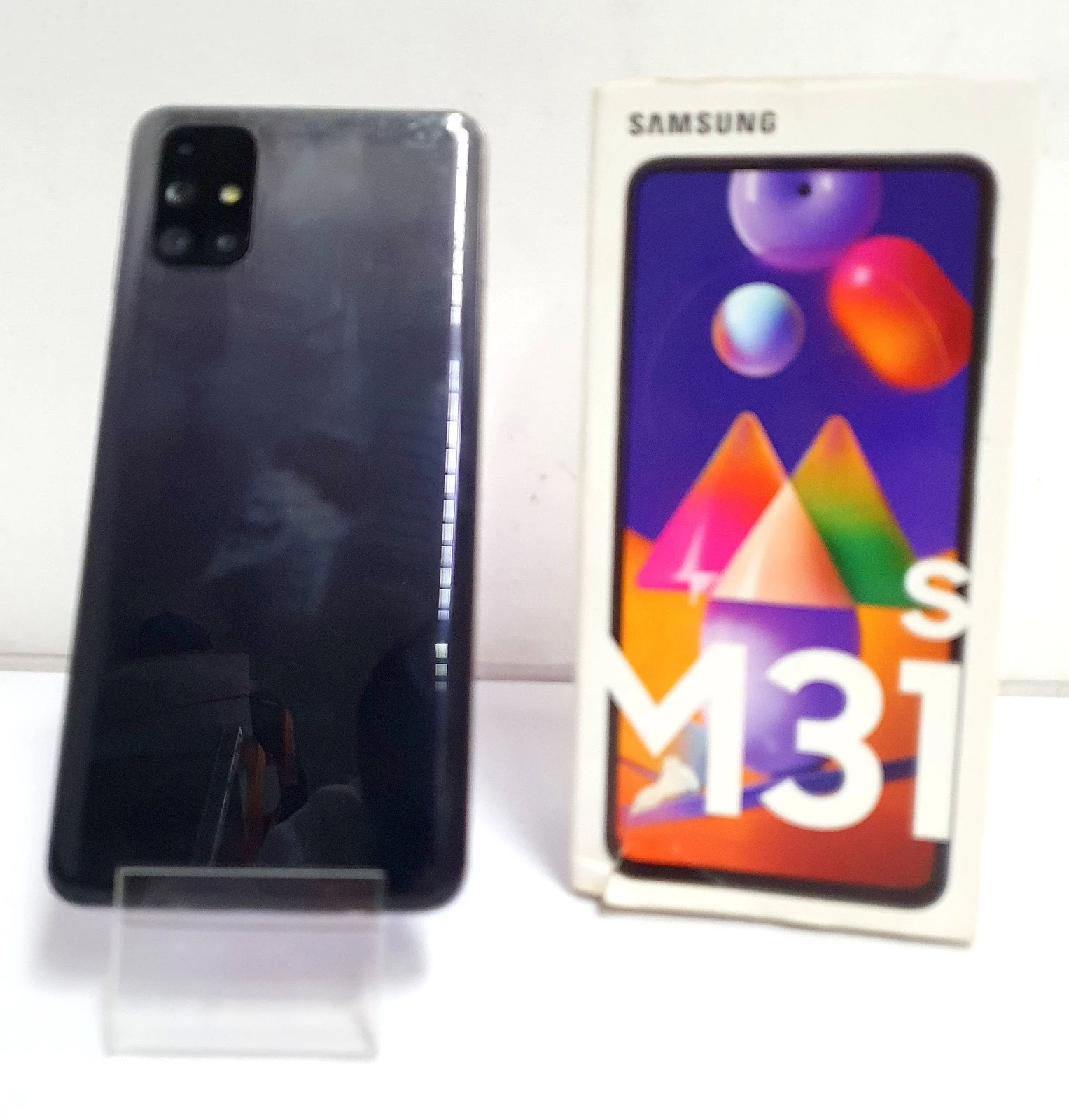 smartfon-samsung-galaxy-m31s-6128gb-opis-stan-uzywany