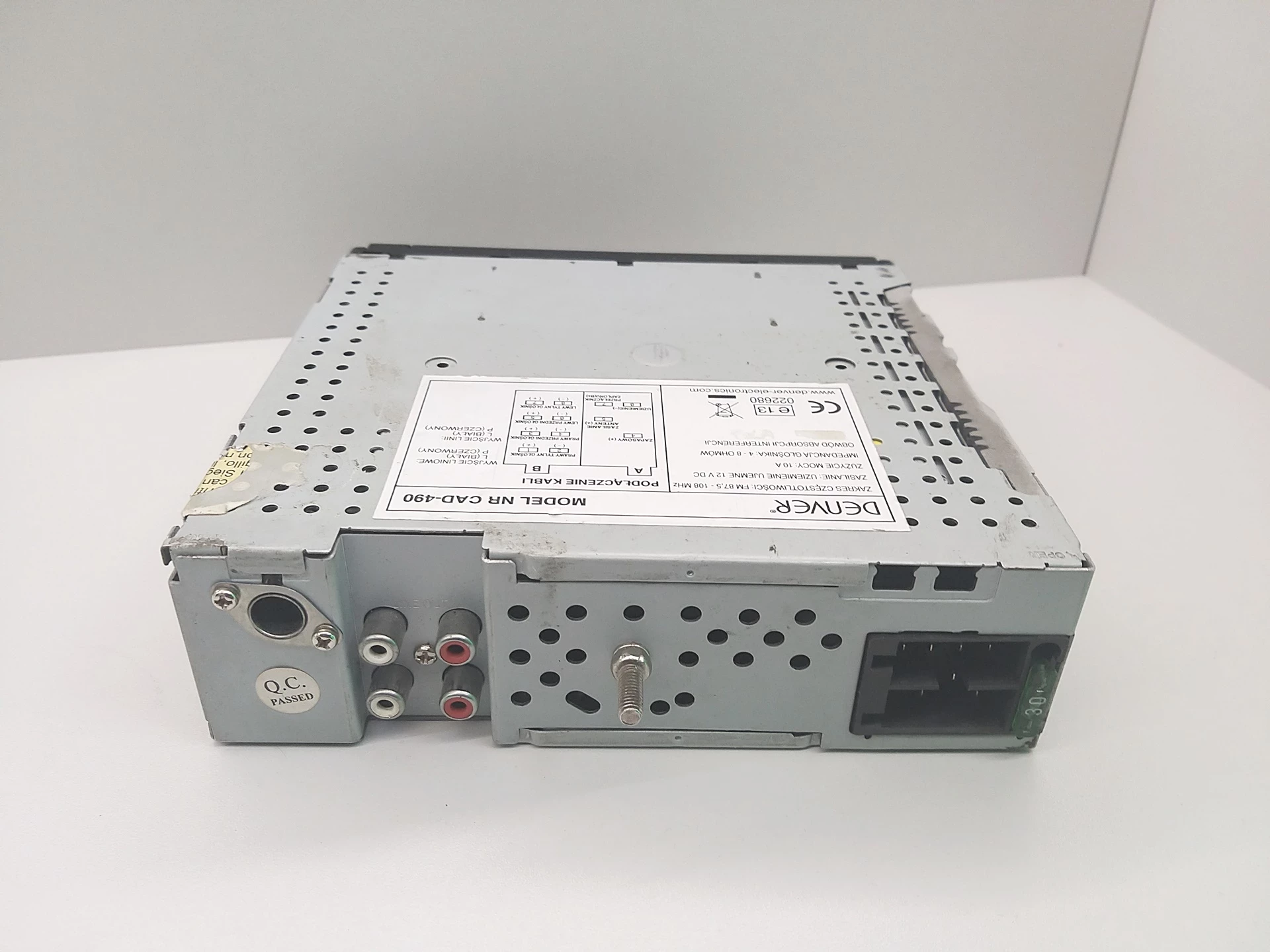 radioodtwarzacz-denver-cad-490-montaz-1-din