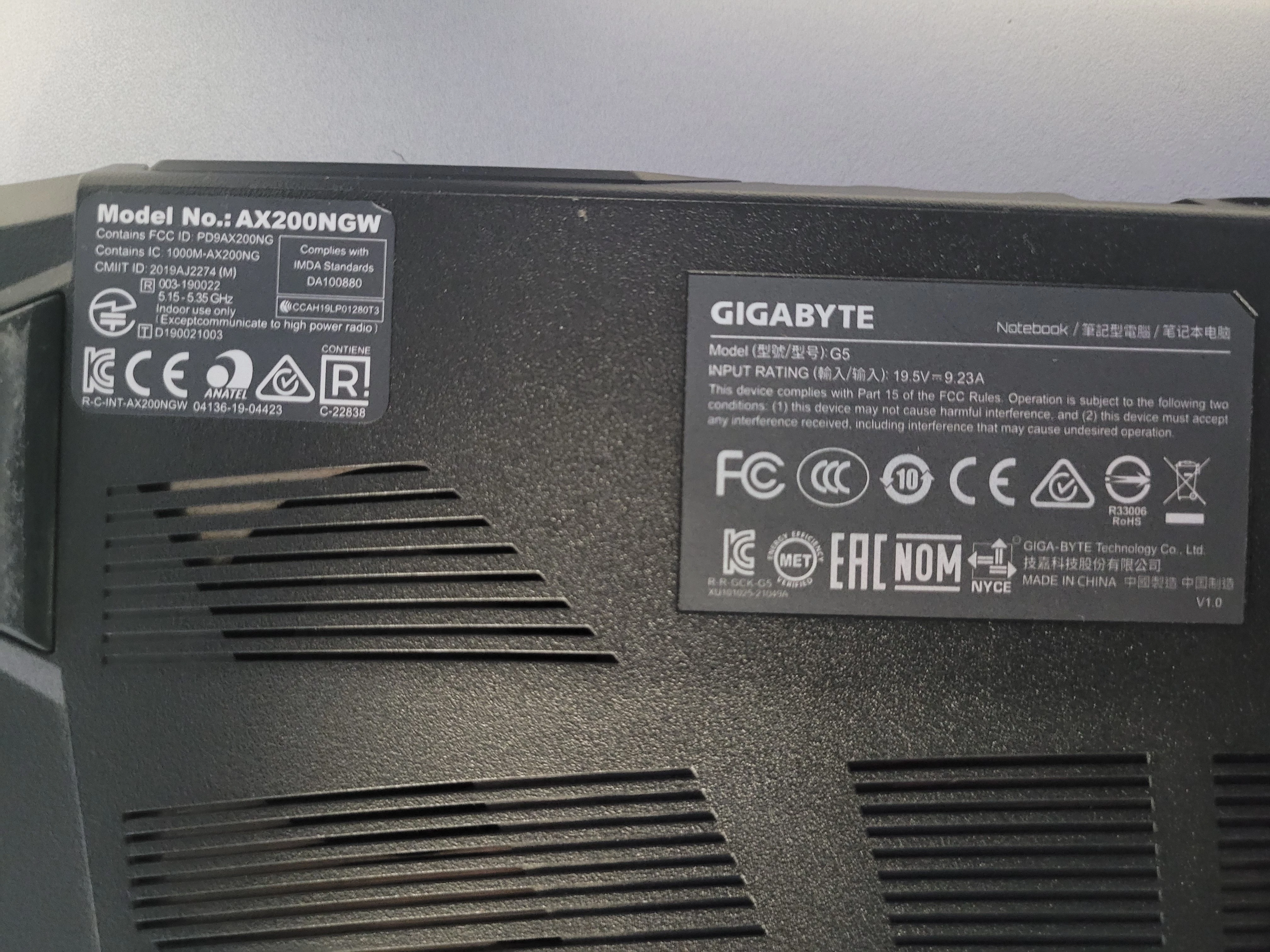 laptop-gigabyte-g5-kc-i5-10500h-16512-gb-czarny-rozdzielczosc-px-1920-x-1080