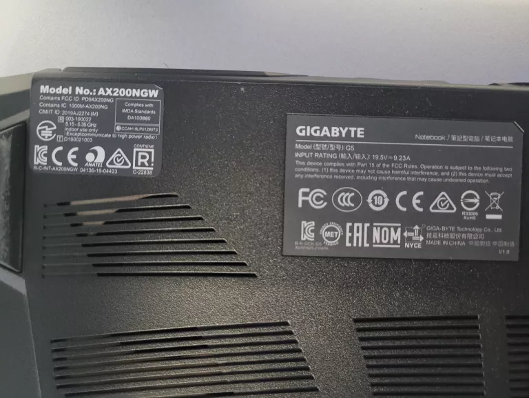 laptop-gigabyte-g5-kc-i5-10500h-16512-gb-czarny-rozdzielczosc-px-1920-x-1080