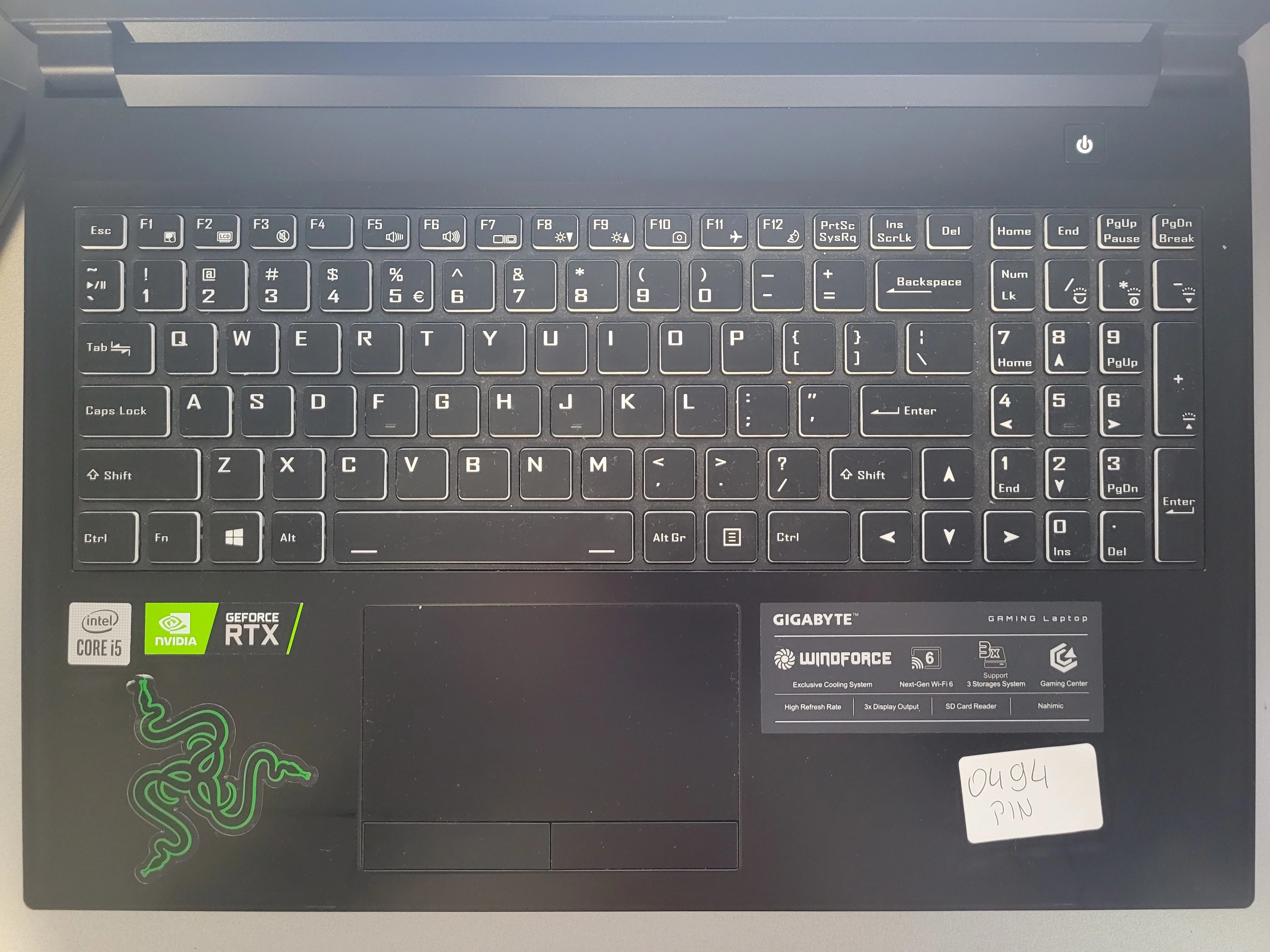 laptop-gigabyte-g5-kc-i5-10500h-16512-gb-czarny-stan-uzywany