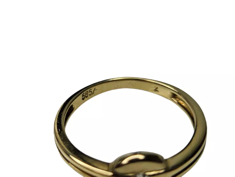 zloty-pierscionek-z-diamentem-153g-585-r8-proba-zlota-206646-228242