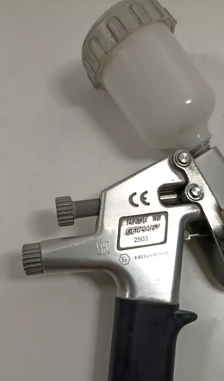 PISTOLET LAKIERNICZY SATA JET 20 B