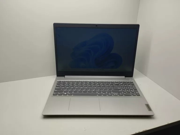 LAPTOP LENOVO IDEAPAD 3 15ADA05 81W1