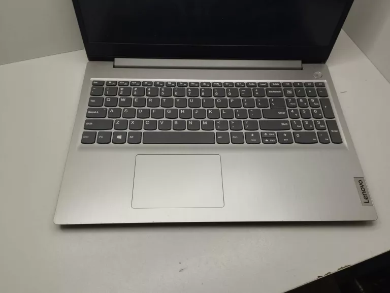 LAPTOP LENOVO IDEAPAD 3 15ADA05 81W1