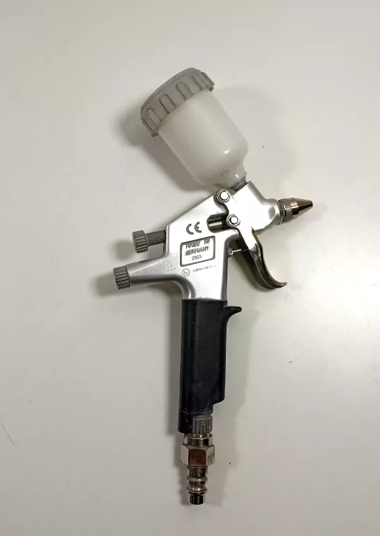 PISTOLET LAKIERNICZY SATA JET 20 B