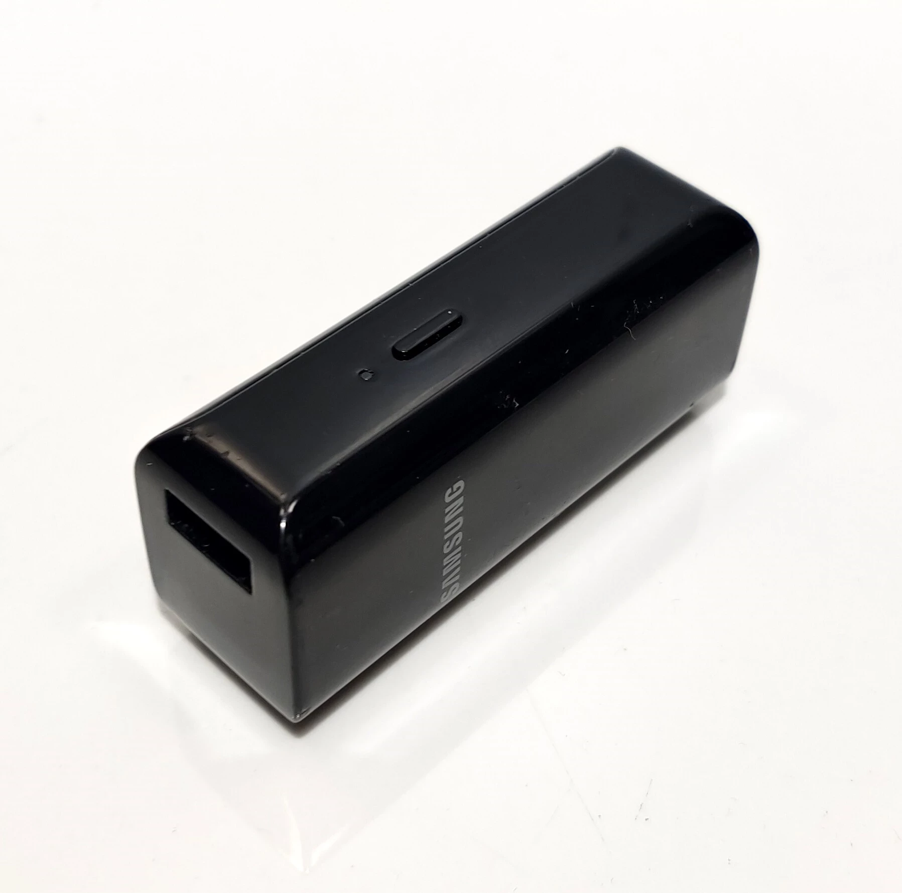 powerbank-samsung-eb-pj200-2100-mah-pojemnosc-akumulatora-2100