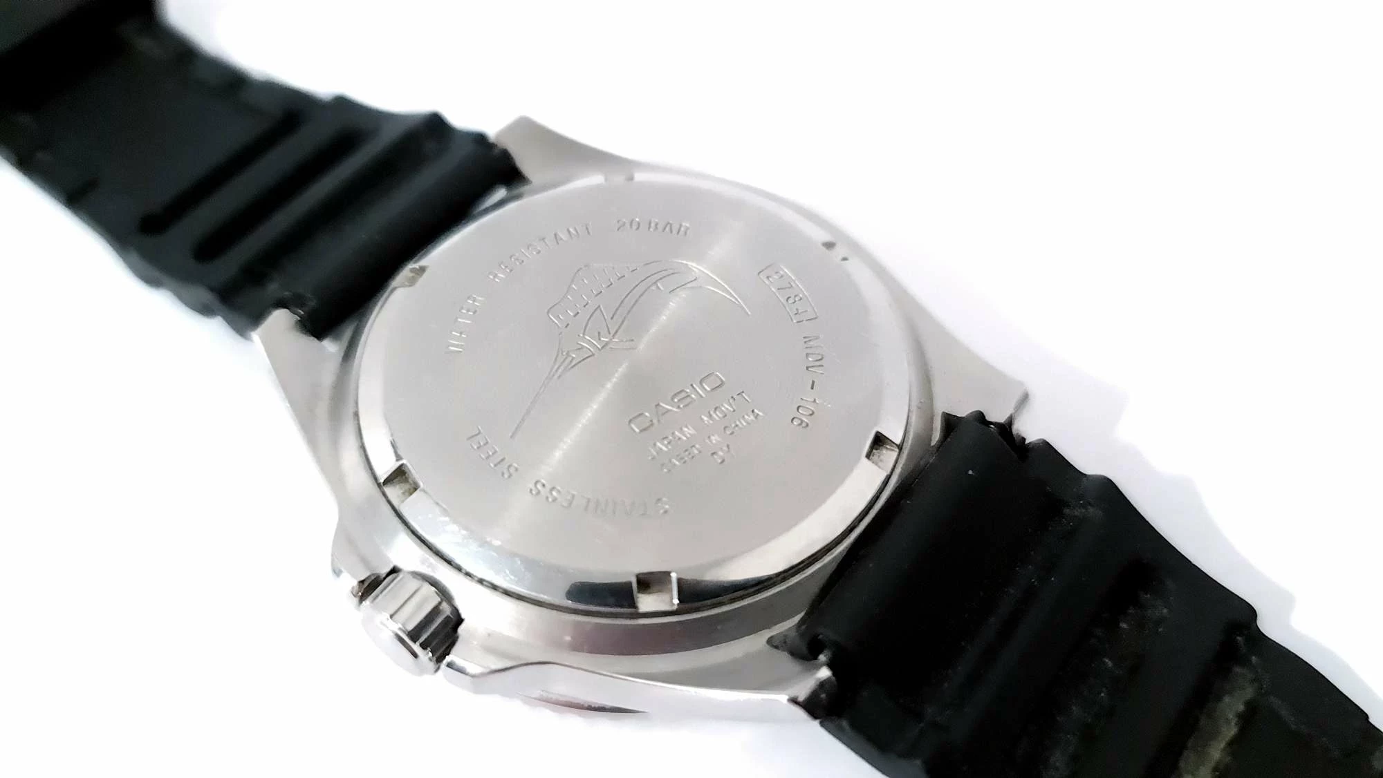 zegarek-meski-casio-wr-200m-mdv-106-funkcje-wodoszczelny