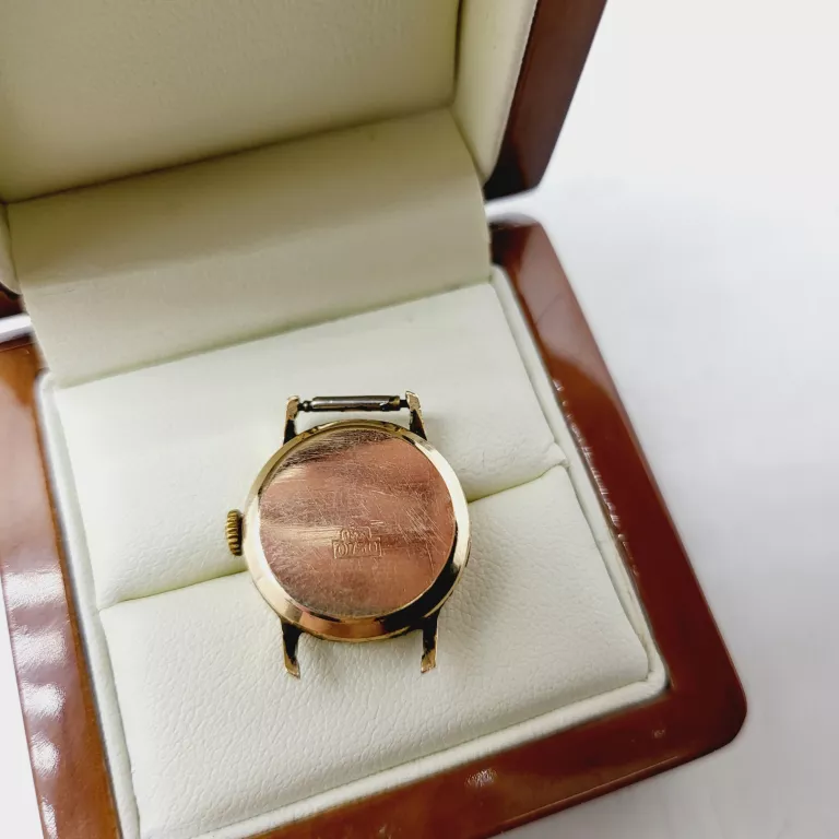 ZŁOTY ZEGAREK 18K 750 8,7G * WROCŁAW