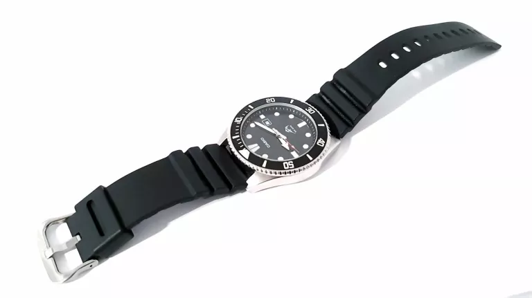 ZEGAREK MĘSKI CASIO WR 200M  MDV-106