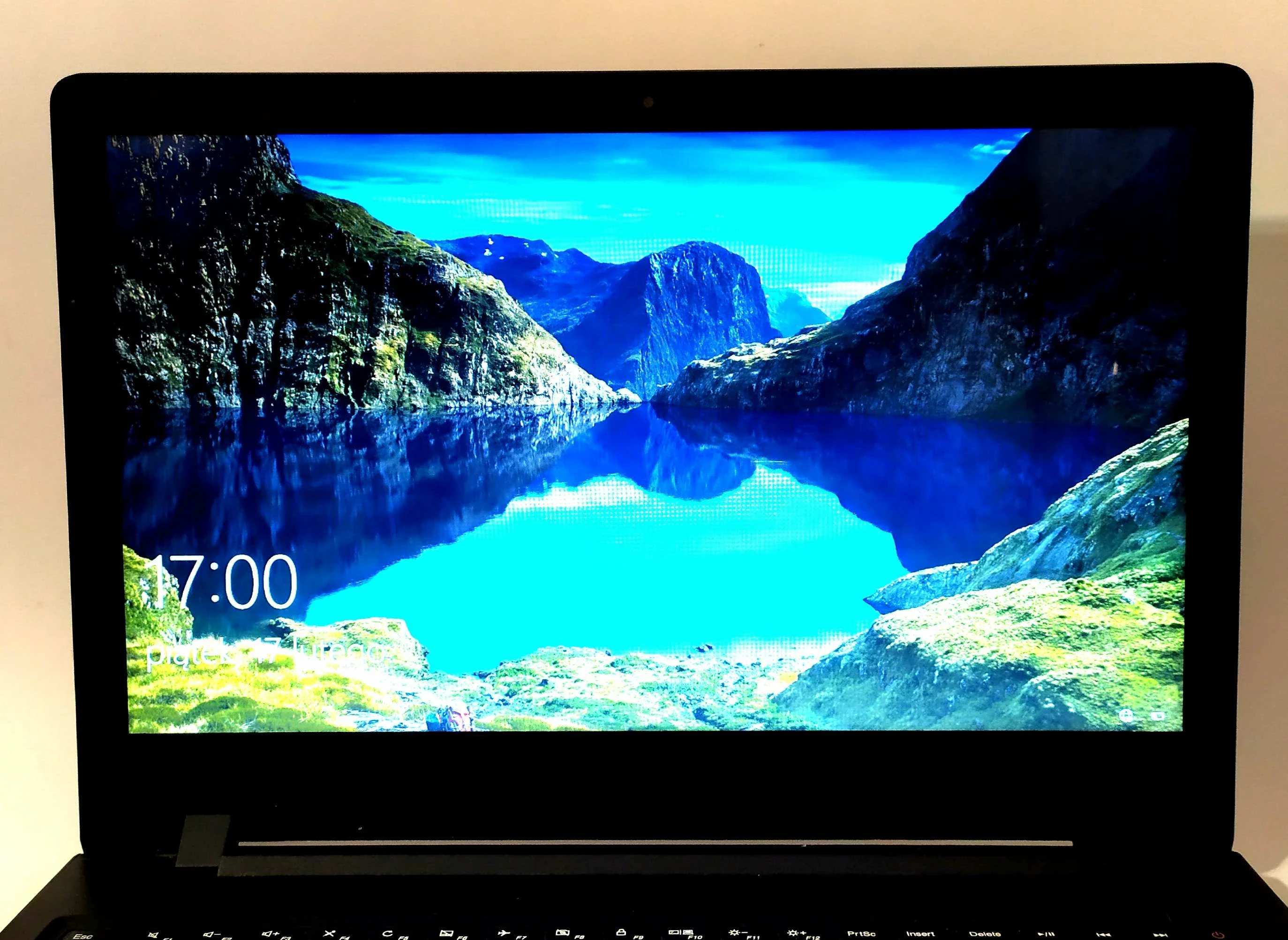 laptop-lenovo-ideapad-110-15isk-i3-4gb1000gb-rozdzielczosc-px-1366-x-768