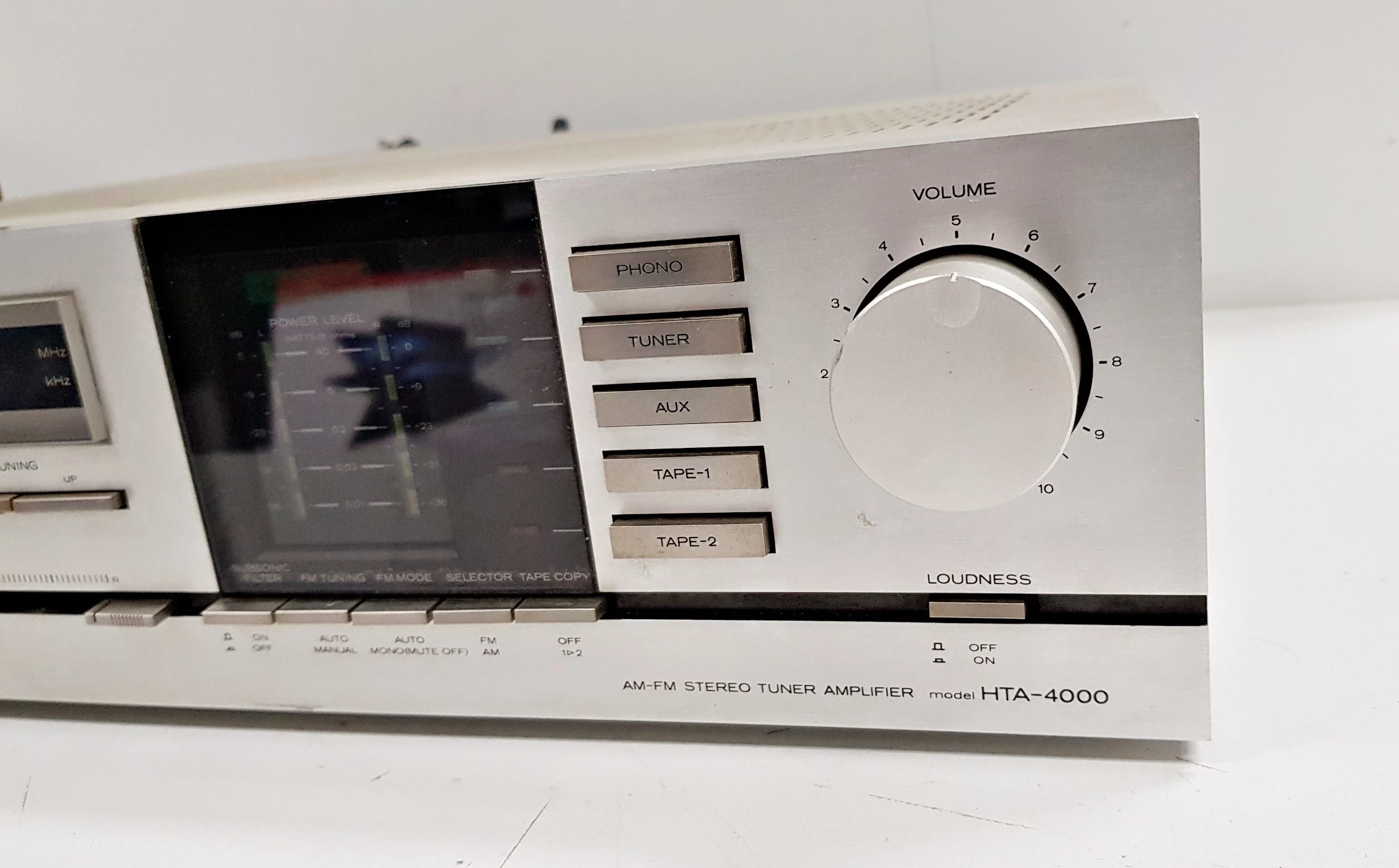 amplituner-hitachi-hta-4000-system-dzwieku-40