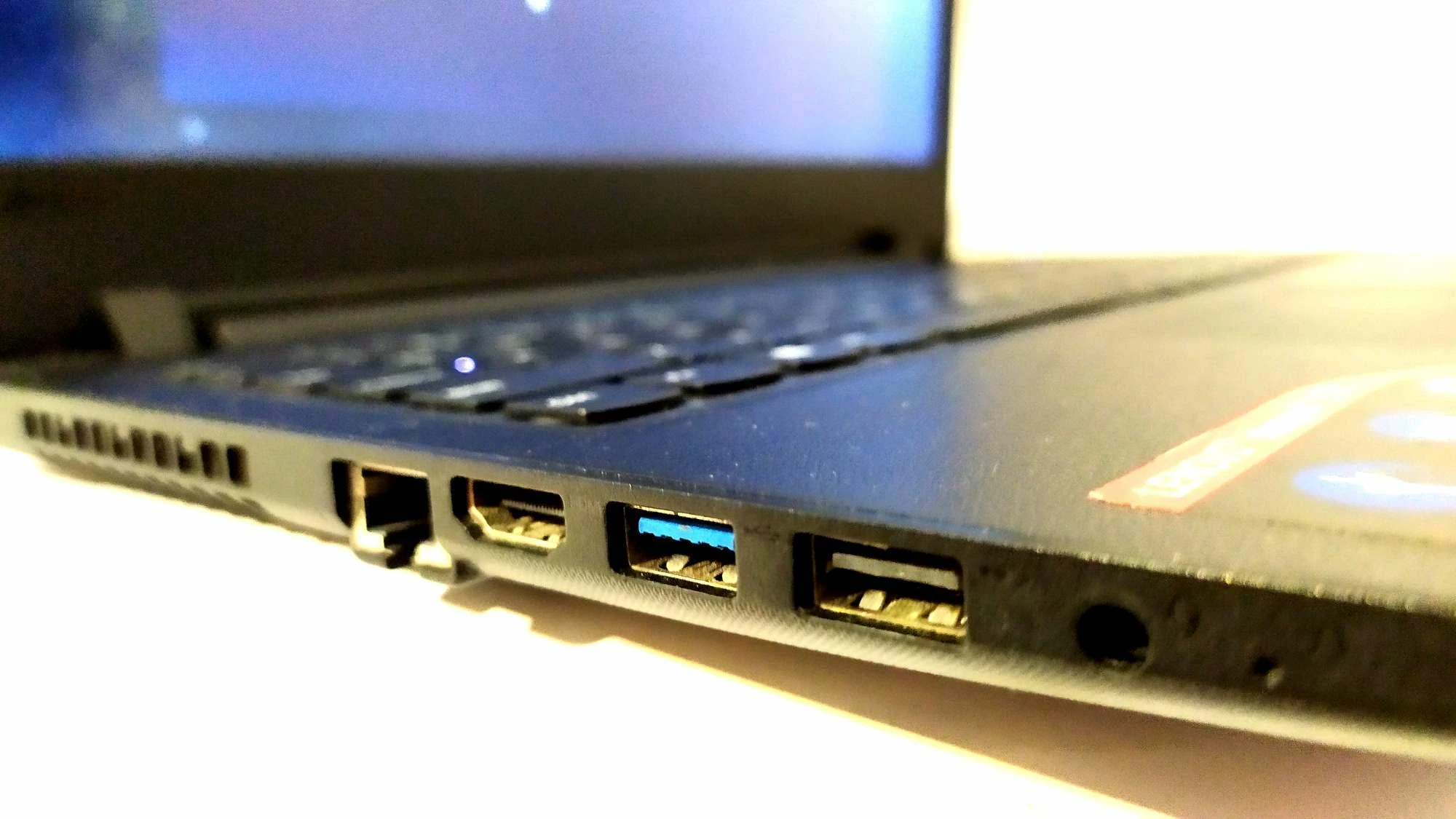 laptop-lenovo-ideapad-110-15isk-i3-4gb1000gb-stan-uzywany