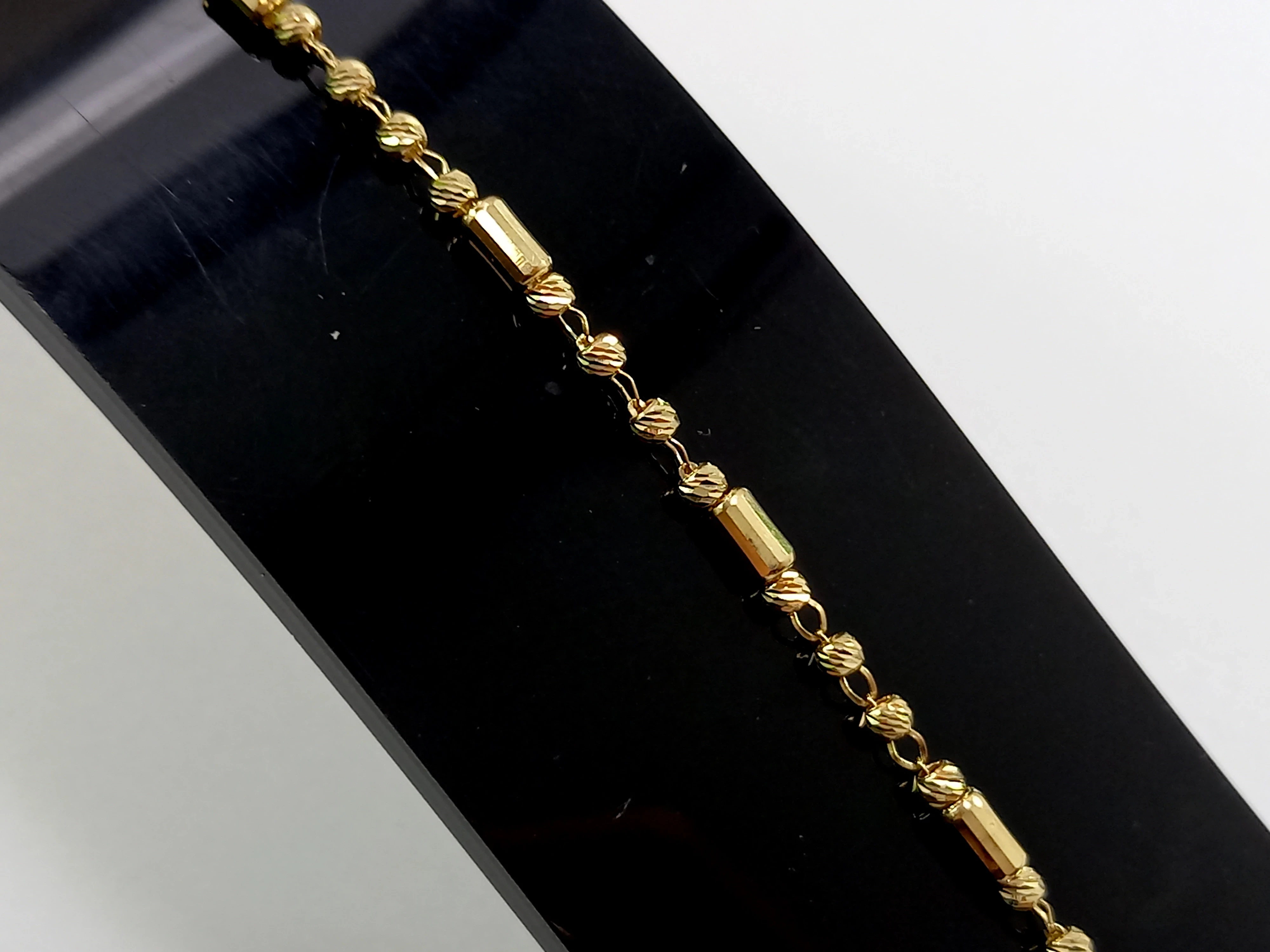 nienoszona-zlota-bransoletka-585-337g-21cm-kamien-bez-kamienia