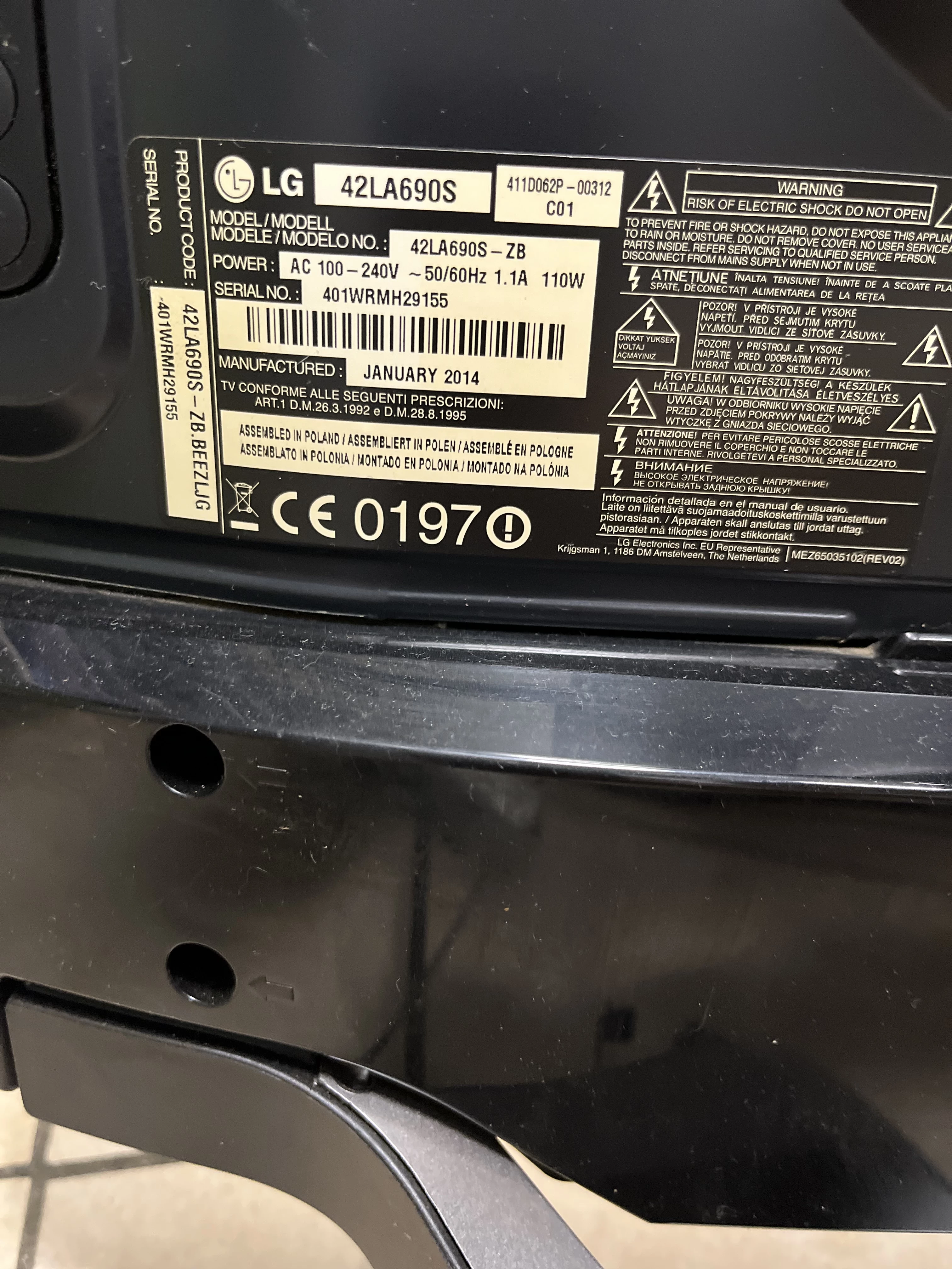 telewizor-lg-42la690spilot-i-myszka-kod-producenta-42la620s