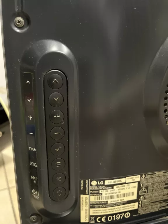 TELEWIZOR LG 42LA690S+PILOT I MYSZKA