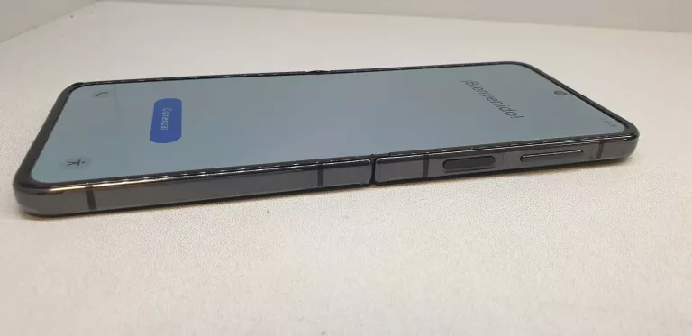 SAMSUNG GALAXY Z FLIP 4 8/256GB OPIS