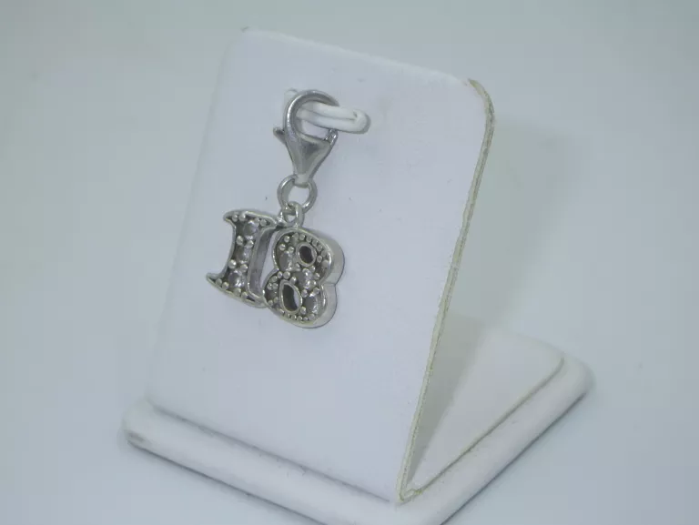 ZAWIESZKA CHARMS DO BRANSOLETKI 18 SREBRO 925 2,66
