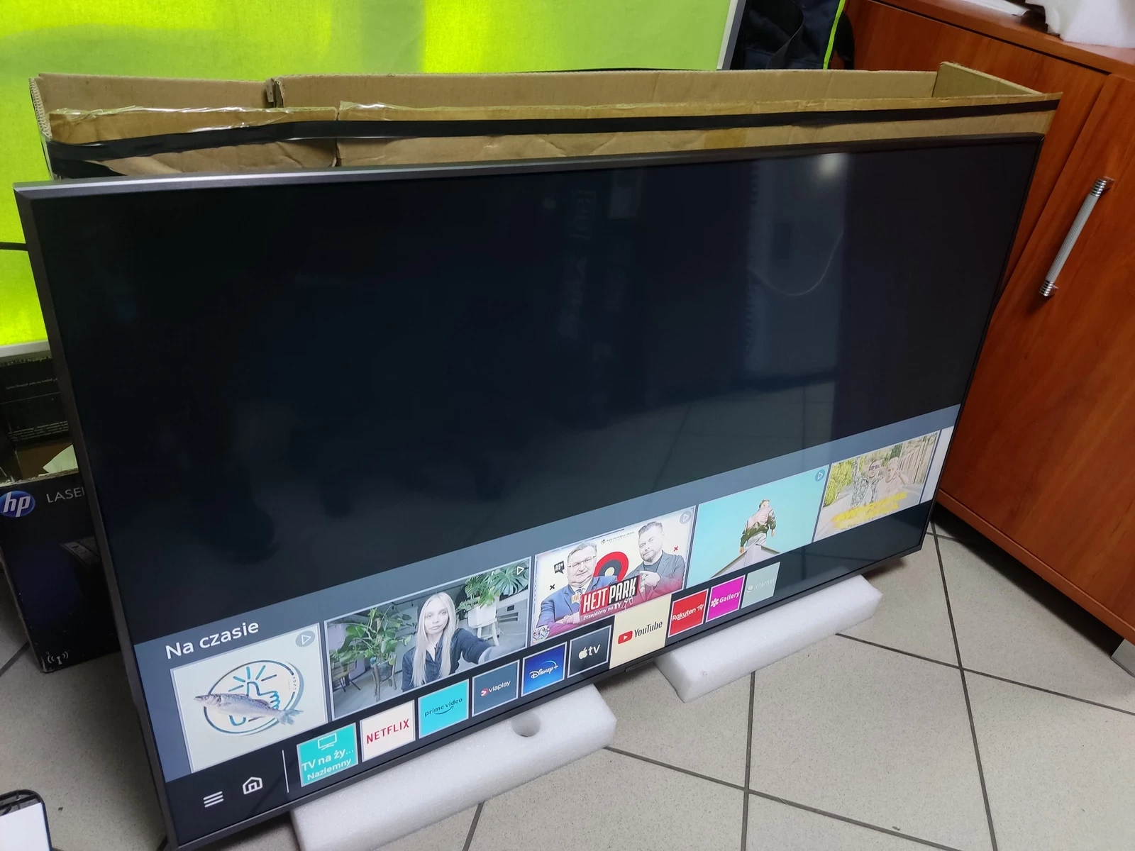 telewizor-samsung-50-cali-tu7100-rynek-4-chodziez