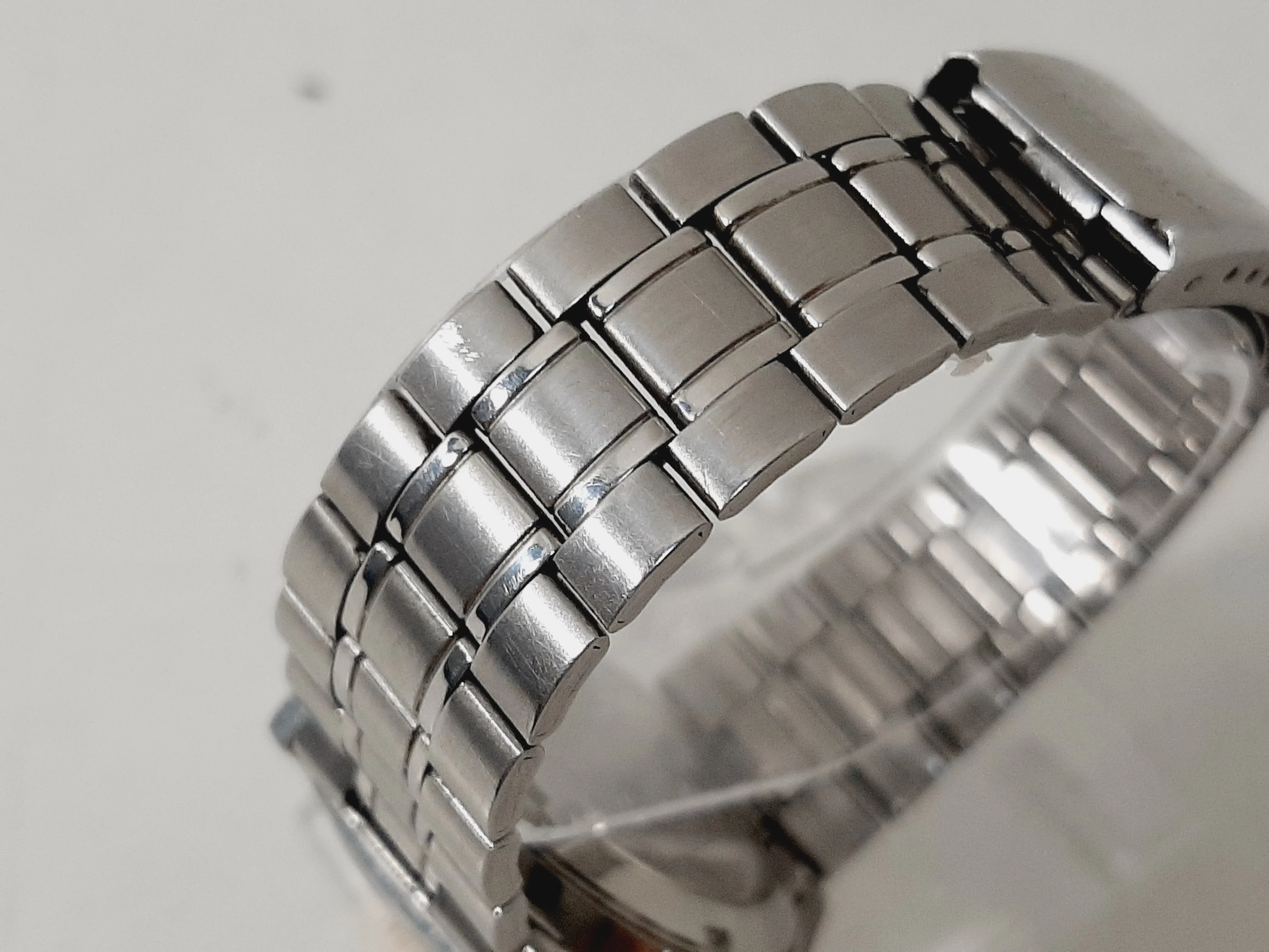 zegarek-orient-aaa-crystal-21-kamieni-tt-l469711-ksztalt-koperty-okragla