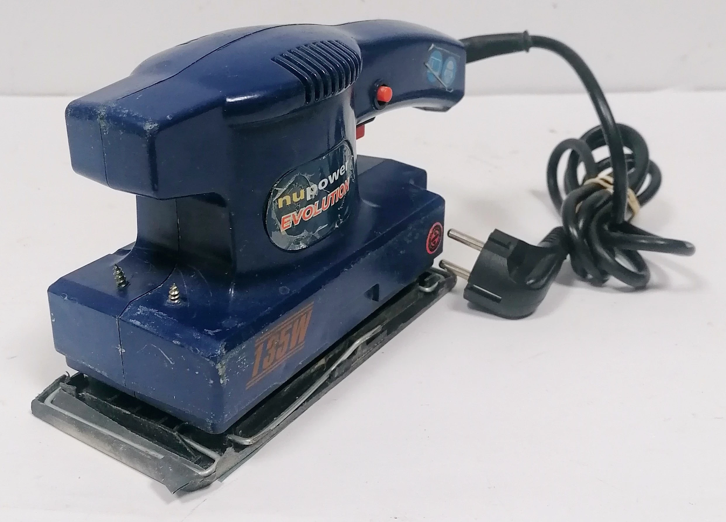 szlifierka-nupower-evolution-135-w-npe135-marka-nupower