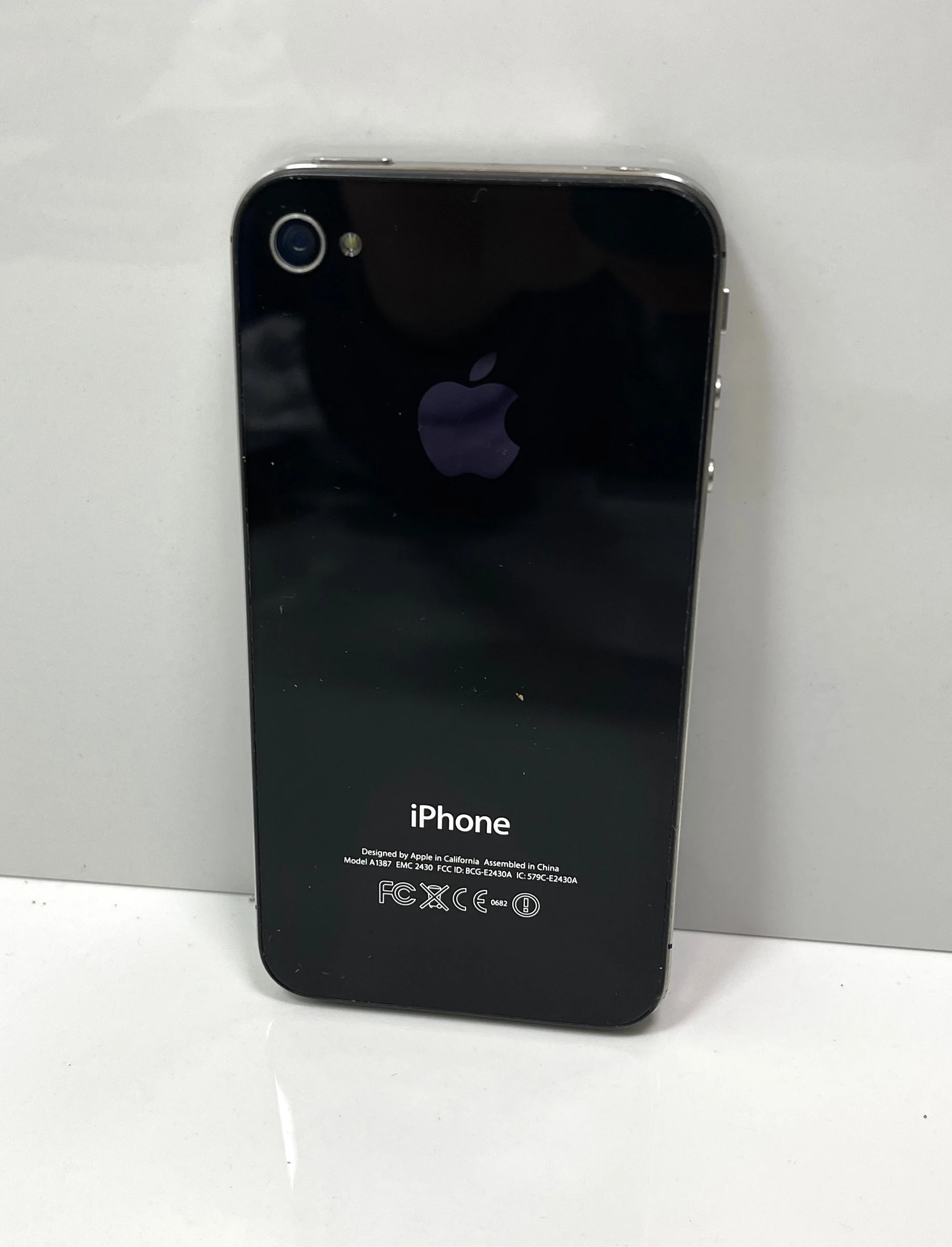 telefon-apple-iphone-4s-stan-uzywany