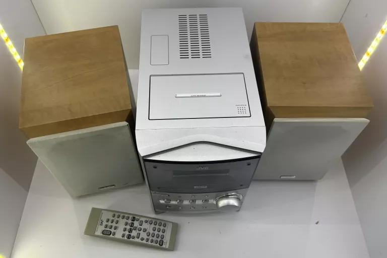 WIEŻA JVC UX-P400 PILOT