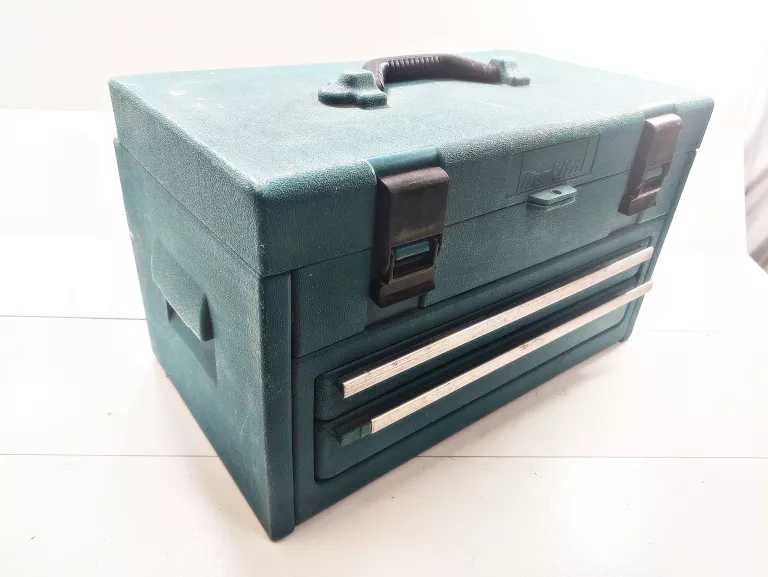 skrzynka-narzedziowa-makita-organizer-wkretarka-kod-producenta-821551-8