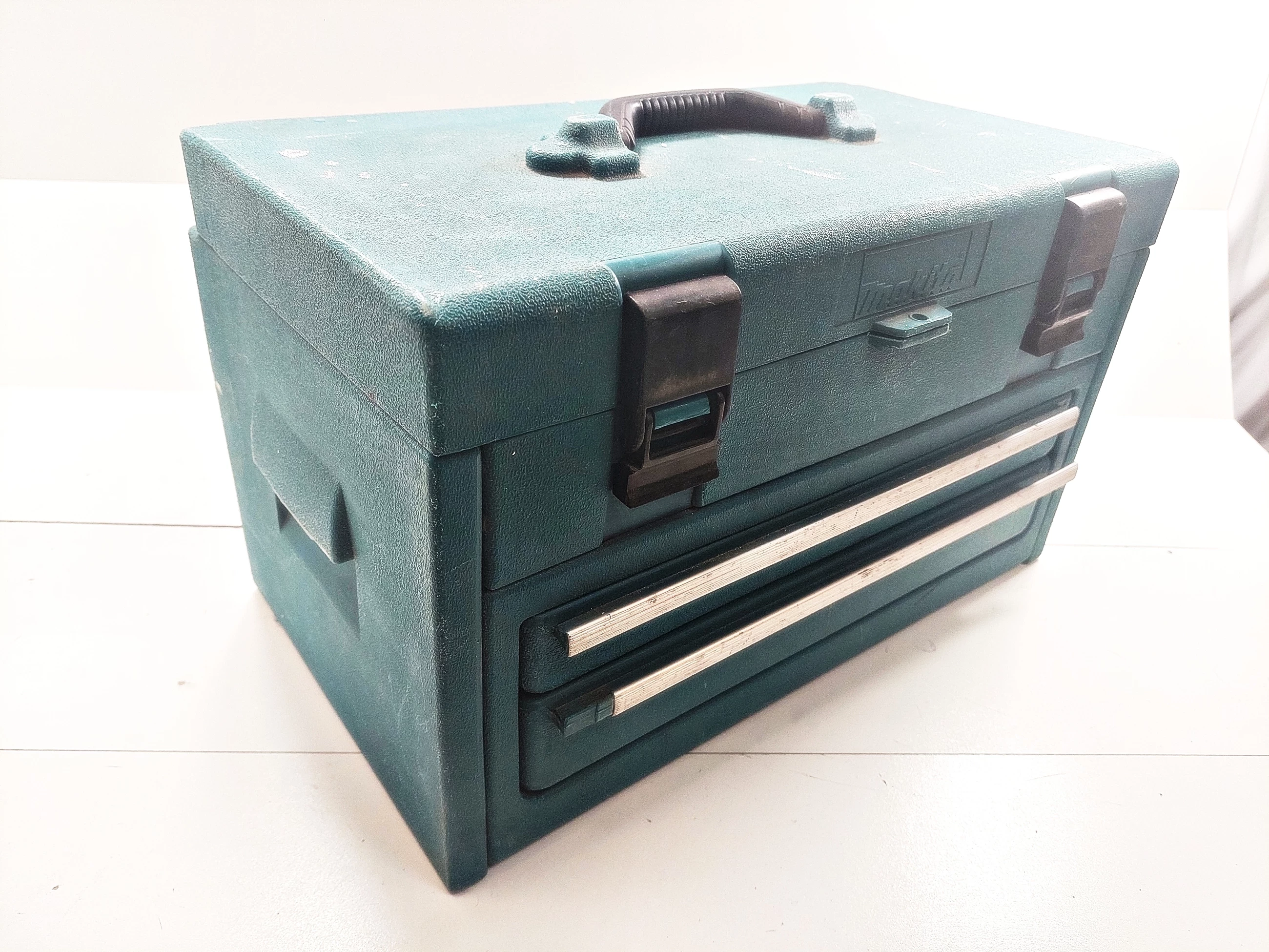 skrzynka-narzedziowa-makita-organizer-wkretarka-kod-producenta-821551-8