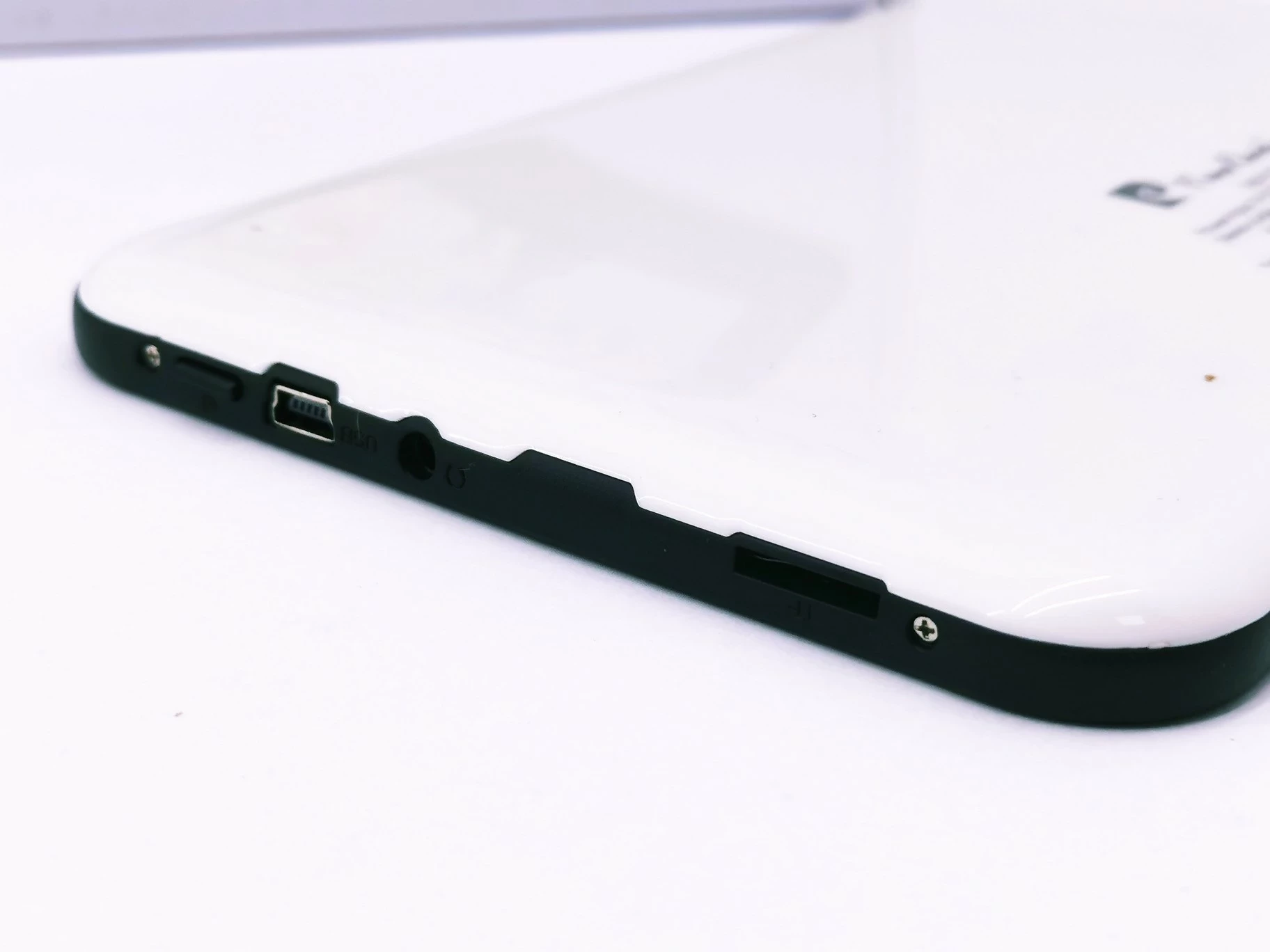 tablet-pierre-cardin-tab-f127-komplet-kod-producenta-t7