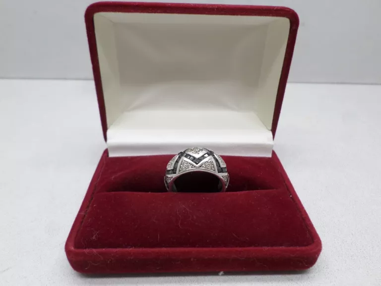 SREBRO - UŻYWANY PIERŚCIONEK 7,24/925